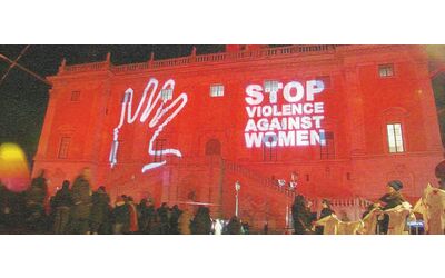 Dall   inizio dell   anno 42 femminicidi  i nomi e le storie di tutte le vittime