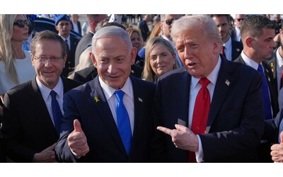 Israele Netanyahu chiede la grazia al presidente Herzog sotto processo per corruzione frode e abuso