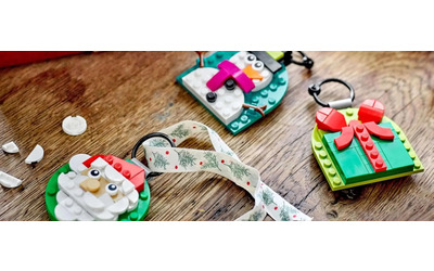 Decorazioni LEGO in offerta a 12€: costruisci l’atmosfera di Natale