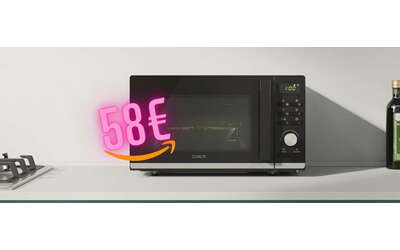 Offerta folle su Amazon per il forno a microonde Candy, ora a soli 58€