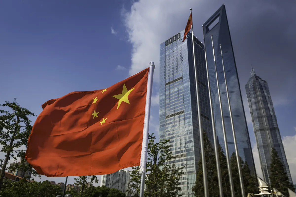 Borse cinesi in calo: Shanghai perde l’1,52% nel giorno del vertice tra Trump e Xi Jinping