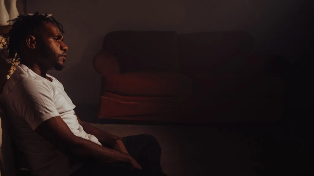 Uno studio collega l’uso quotidiano dell’intelligenza artificiale a un rischio maggiore di depressione e ansia