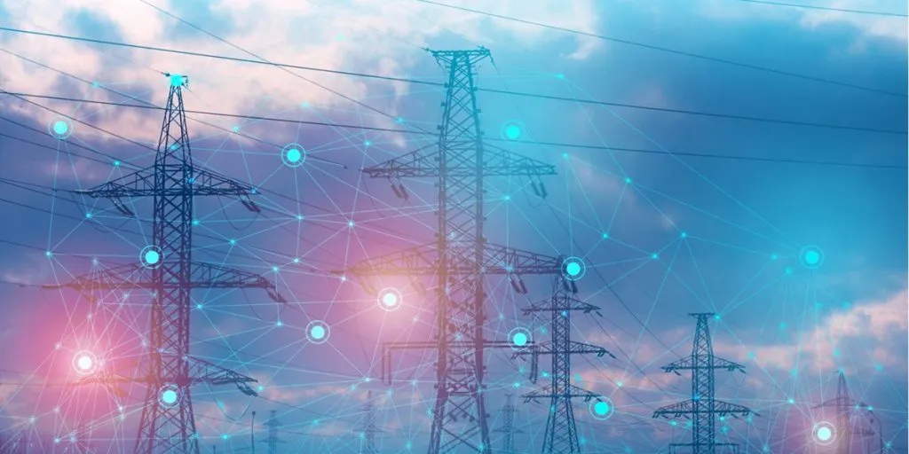 Energia elettrica, domanda globale record (+4% nel 2027): rinnovabili al centro, geopolitica e reti restano i grandi nodi