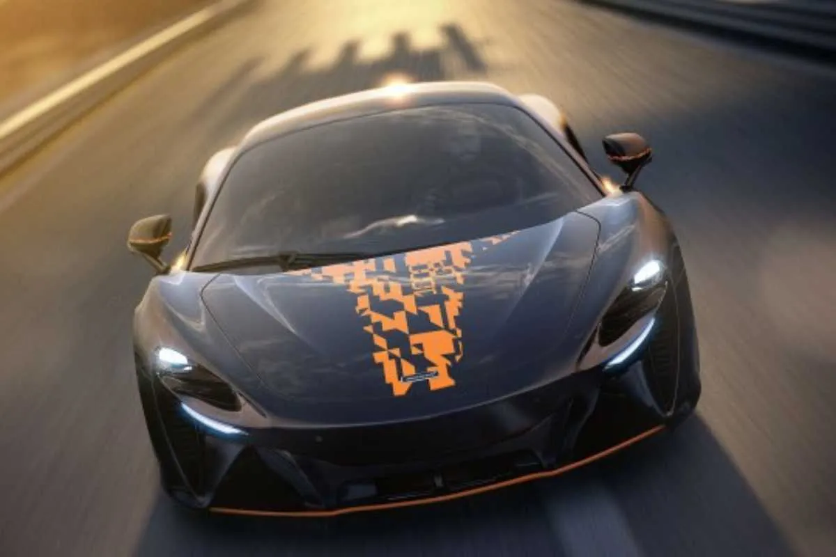 McLaren Artura 1000GP By MSO: il significato dietro la livrea
