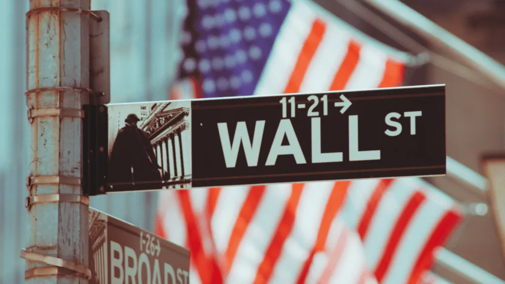 Grayscale ritira 3 ETF crypto altcoin: Cardano, HBAR e Polkadot non arriveranno a Wall Street