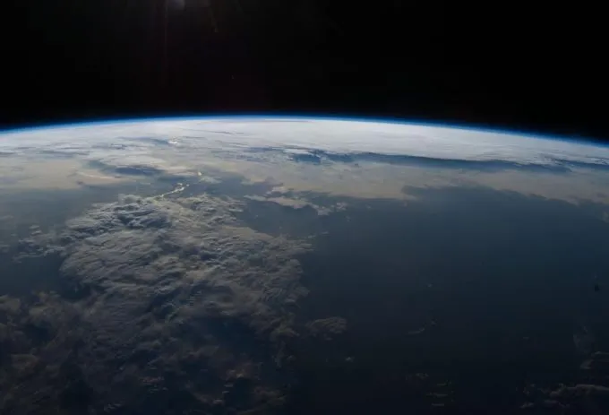 Il satellite russo che ha pedinato un satellite usato dall’Ucraina