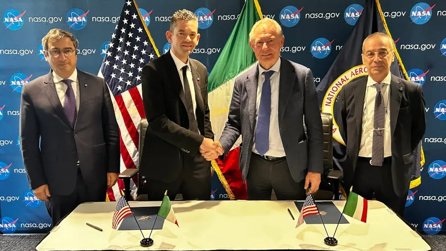Due astronauti italiani cammineranno sulla Luna: arriva la conferma della NASA