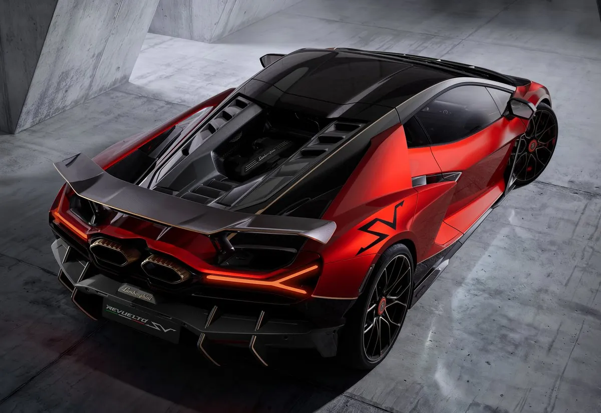 Lamborghini Revuelto SV: 1.065 CV e record a Hockenheim