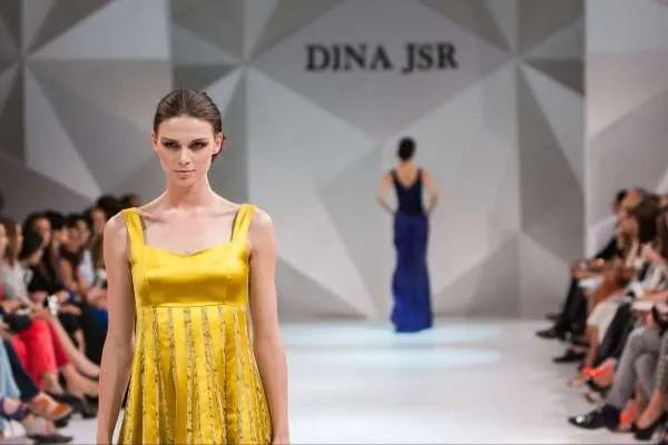Lusso, dalla passerella all’algoritmo: come la moda si reinventa con l’AI
