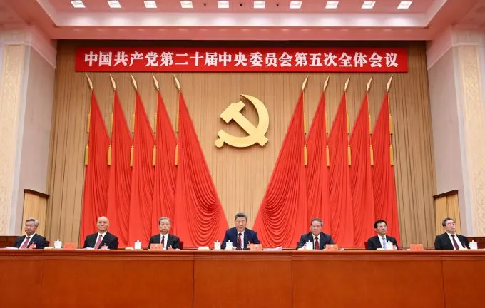 Alle riunioni del Partito Comunista Cinese ci sono sempre meno partecipanti