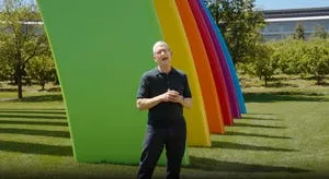 Apple Did What Google Couldn't: Talk to Me Like a Real Person. I'm Impressed