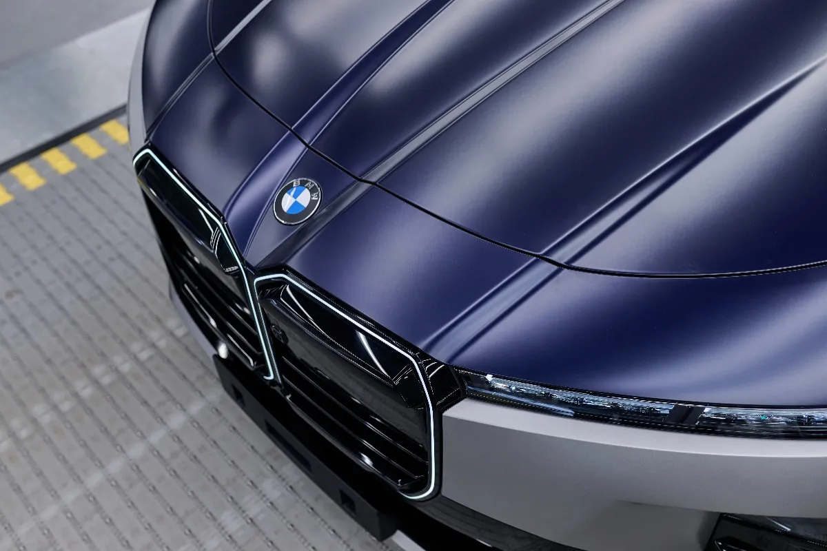 BMW Serie 7, produzione avviata con tecnologie della Neue Klasse