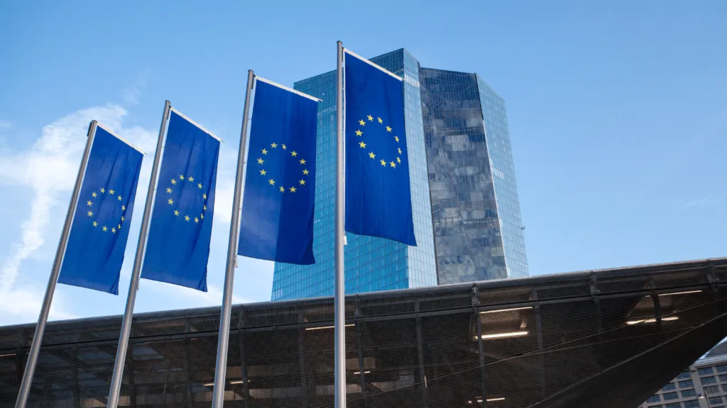 BCE alza i tassi: perché i Titoli di Stato tengono? L’analisi del mercato dopo la stretta