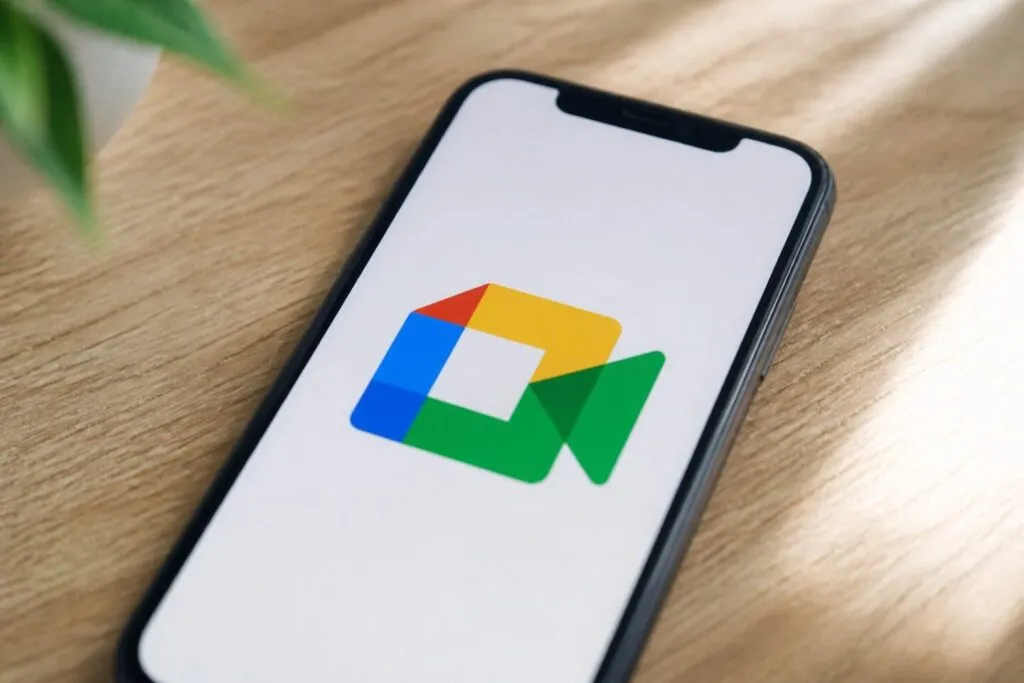 Google Meet porta Gemini nelle riunioni in presenza