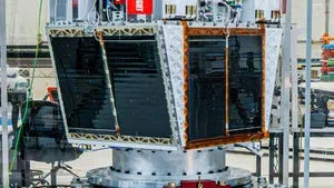 Mirrors in Space? The FCC Just Approved a Sun-Reflecting Satellite, and Astronomers Are Worried