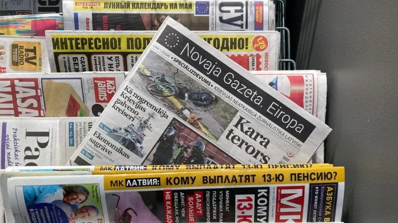 Russia, chiude Novaja Gazeta: “Ci hanno uccisi”. Cala il silenzio sull’ultimo giornale d’opposizione