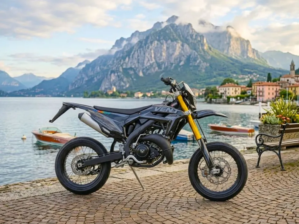 Vent Moto Dérapage Black Edition: l’anima supermotard si tinge di scuro