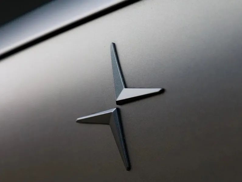 Polestar lascia gli Stati Uniti: la Cina “inguaia” il marchio svedese