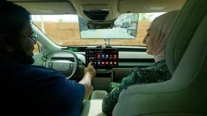 Google's In-Car Gemini Dimmed the Sunroof, Ordered Dinner and Became My Tour Guide