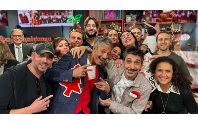 A un certo punto canto puoi liberarti e fu presa per la pubblicit di un lassativo Era la mia canzone Puoi uscita nel 1993 lo rivela Fiorello