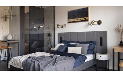 Amo mio marito ma non voglio vederlo usare il water clienti furibondi per la nuova tendenza dei bagni a vista e senza porte negli hotel