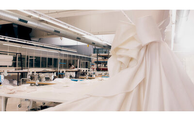 ApritiModa 2025 un weekend nei luoghi segreti del Made in Italy da Armani a Zegna e Loro Piana ecco come visitare 100 atelier