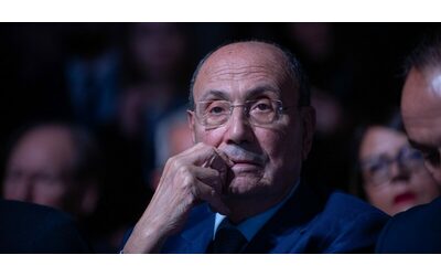 Assessori deputati e dirigenti sotto inchiesta non solo Cuffaro tutti i guai del centrodestra di Schifani in Sicilia