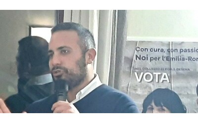 Auto sbanda e colpisce tre amici al bar a Bagno di Romagna morto il consigliere comunale Gabriele Nuzzolo