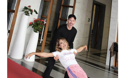 Ballando con Le Stelle tra Barbara D Urso e Pasquale La Rocca c intesa e un inaspettata complicit Sui social spunta un dettaglio