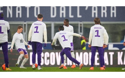 Bologna Fiorentina l omaggio a Rocco Commisso De Gea Come se fosse qui con noi