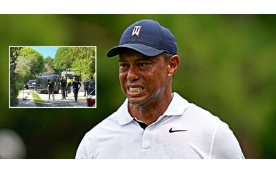 Choc Tiger Woods la sua auto si ribalta lui viene arrestato per guida in stato di ebbrezza