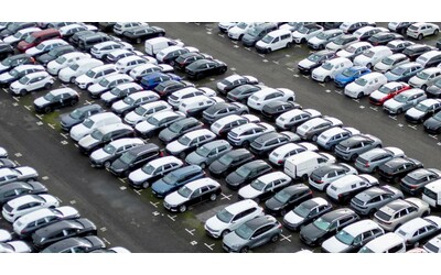 Dazi l Ue azzera quelli sull industria Usa per ottenere la riduzione al 15 delle tariffe sulle auto