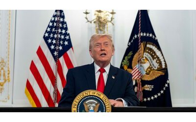 Discorsi ridondanti ricchi di digressioni e difficili da arginare Donald Trump soffre di logorrea Ecco cosa pensano gli esperti