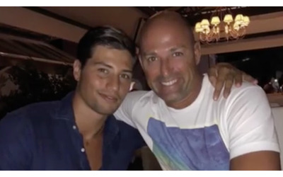 Disgustato della giustizia gli animali che hanno dato 13 coltellate a mio figlio sono liberi In Italia viene permesso tutto lo sfogo di Stefano Bettarini