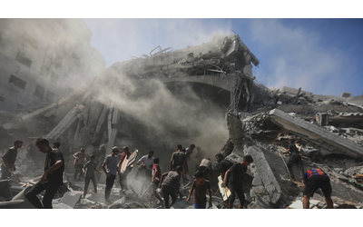 Gaza City Idf 400mila persone fuggite al sud L esercito Aperta una seconda via di fuga Media 17 morti dall alba