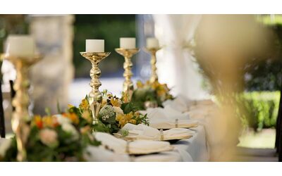 I miei amici chiedono 21 euro per a testa per il pranzo del loro matrimonio io ho detto di non avere soldi e mi hanno dato della stronz lo sfogo su Reddit