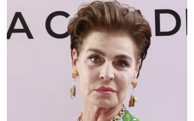 Il primo calcio mentre ero incinta al ritorno dalla luna di miele Ho passato 35 anni a sentirimi dire che ero pazza la modella Antonia Dell Atte denuncia l ex marito e Telecinco lo licenzia