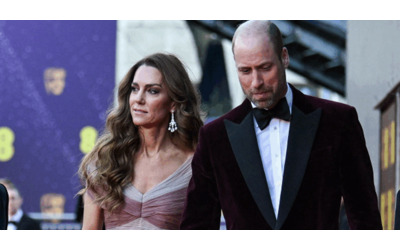 Kate e William insieme a sorpresa ai BAFTA gli Oscar britannici per scacciare il fantasma di Epstein Intanto trionfa con sei statuatte One Battle After Another