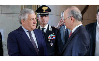 “L’Italia riattiva i fondi a Unrwa”: l’annuncio di Tajani dopo l’incontro col leader palestinese. “Controlli rigorosi, nulla finirà al terrorismo”