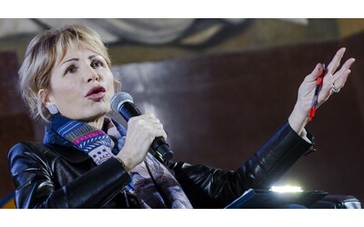 Lilli Gruber nel ruolo di grande banalizzatrice del campo progressista