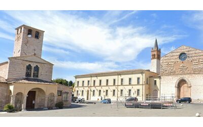Lite per i cani degenera accoltellamento a Foligno l aggressore un noto ingegnere e dirigente comunale