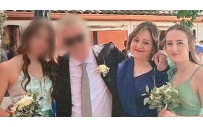 Madre e figlia uccise con la ricina gli investigatori a caccia del veleno nella casa sotto sequestro La svolta del caso da un capello