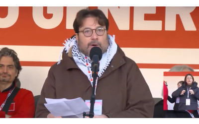 Montanari attacca Meloni Odia la Costituzione il suo governo ha cultura profondamente fascista Video