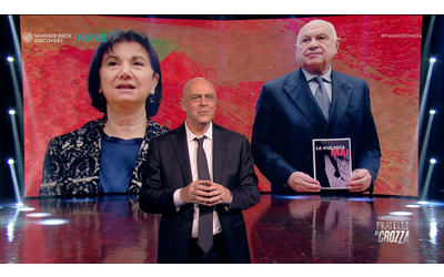 Nordio e Roccella ci manca che dicano l uomo cacciatore e donna nana tutta tana Crozza e il monologo su violenza di genere e consenso Video
