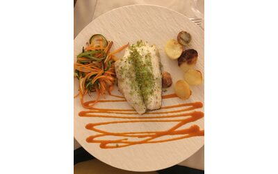 Ordinano ostriche e pesce a volont poi scappano senza pagare il conto la rabbia del ristoratore C era anche un anziana hanno detto di aver lasciato il portafogli in auto