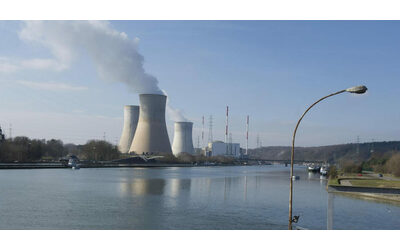 Pechino vuole costruire 20 reattori nucleari galleggianti nel mar Cinese...