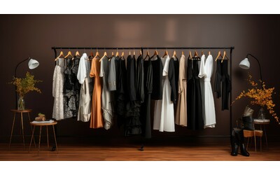 Perch comprare un abito che userai una volta il noleggio di vestiti di lusso il nuovo trend per feste e cerimonie ecco come funziona e quanto costa