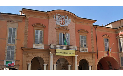 Perch penso che Reggio Emilia tenga molto ai supermercati e meno al verde urbano