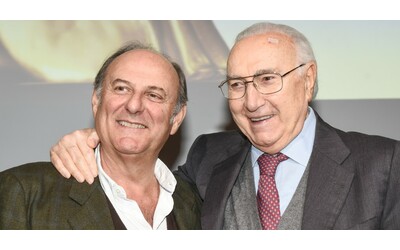 Pippo Baudo mi convinse a restare a Mediaset fu lui a far girare la mia ruota il ricordo di Gerry Scotti e quella profezia che si avverata