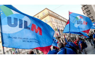 Potreste ex Ilva a Genova la denuncia della Uil Nostri dirigenti aggrediti da esponenti della Fiom squadrismo